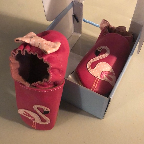 Robeez Crib Shoes - Picture 1 of 7